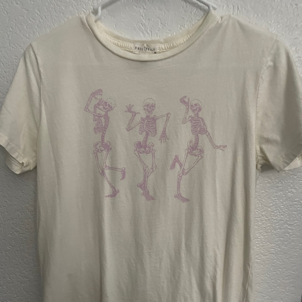 Women’s Full Tilt Dancing Skull T-Shirt